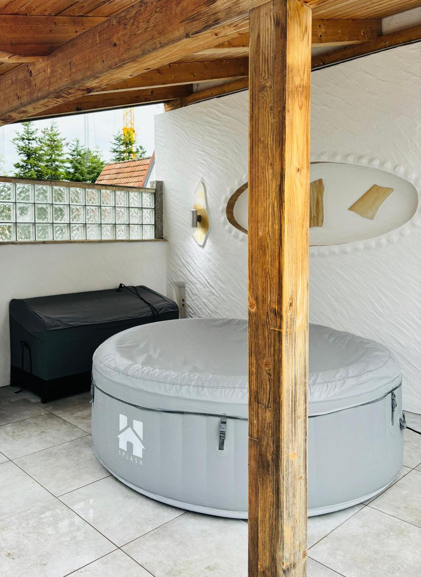 Jacuzzi Terrasse 55' Tv Kueche Regendusche Apartment Бад Белинген Екстериор снимка
